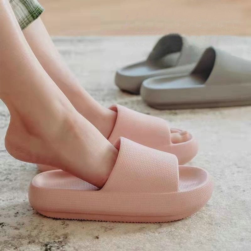 Fashion Women Summer Soft Slippers Thick Platform Bathroom Home Men Indoor Non-slip Anti-slip Female Cloud Cushion Slides