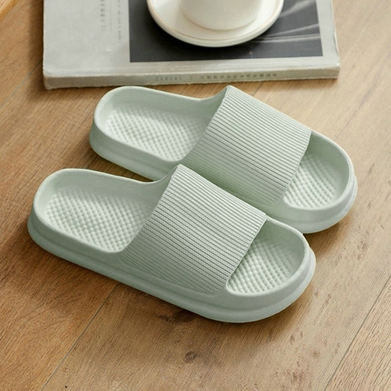 Fashion Women Summer Soft Slippers Thick Platform Bathroom Home Men Indoor Non-slip Anti-slip Female Cloud Cushion Slides