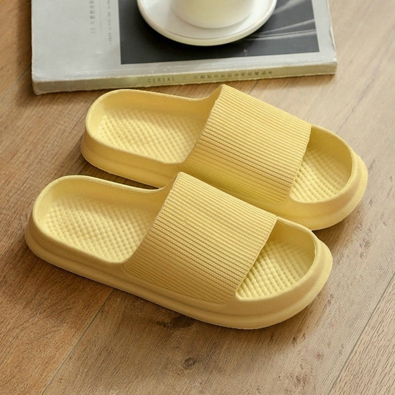 Fashion Women Summer Soft Slippers Thick Platform Bathroom Home Men Indoor Non-slip Anti-slip Female Cloud Cushion Slides